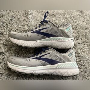 Brooks Adrenaline GTS 22 11M